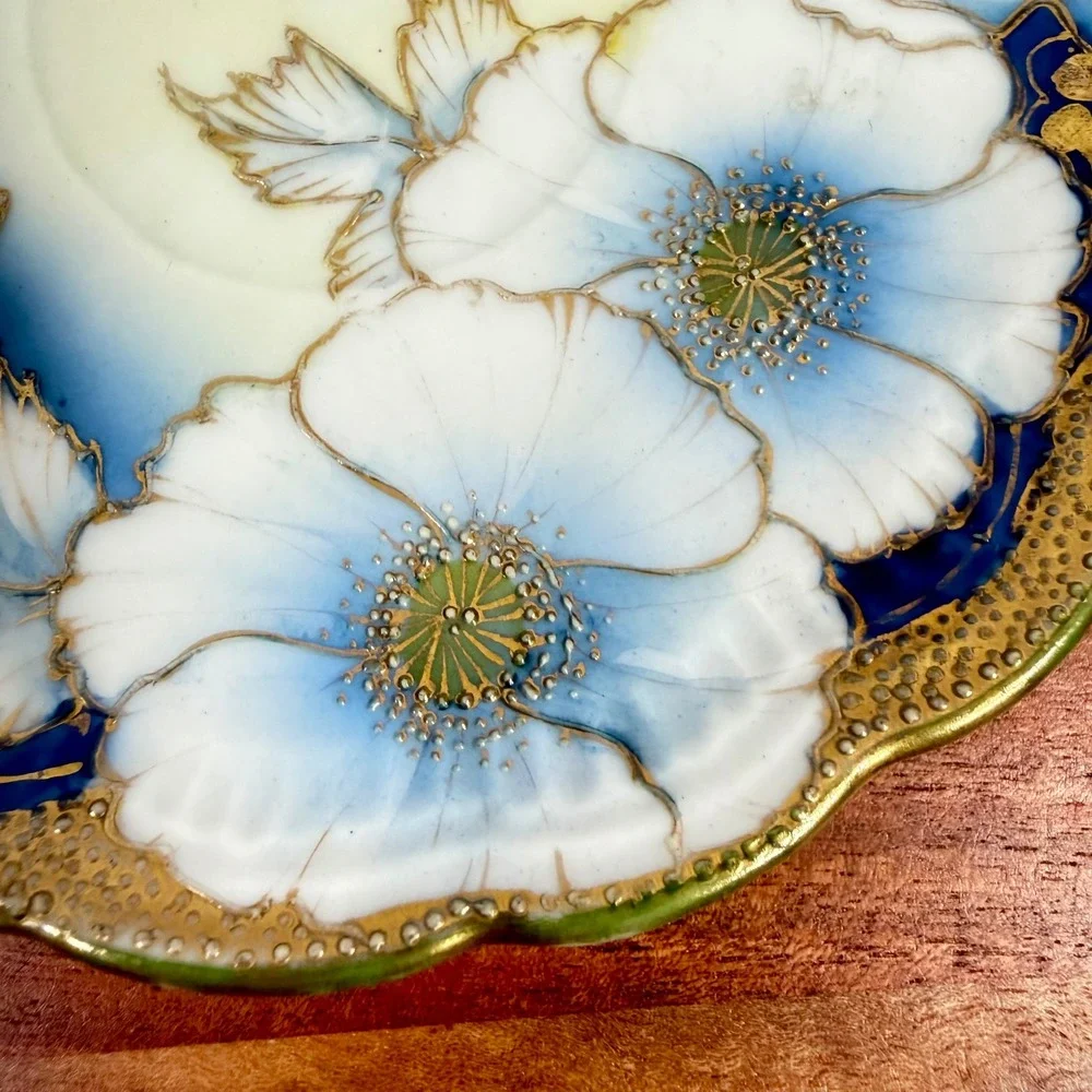 Antique I.E.Co Japan Hand Painted Saucer Cobalt Blue White Poppies‎ Gold Moriage